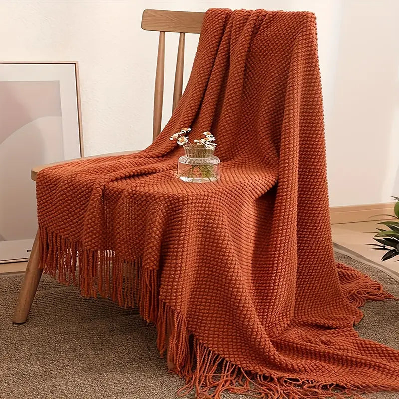 Morandi™ | Lett Oransje Pledd med Frynser – Akryl (130×180 cm)