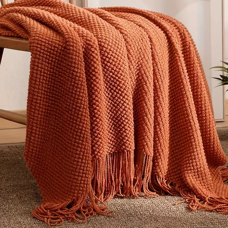 Morandi™ | Lett Oransje Pledd med Frynser – Akryl (130×180 cm)